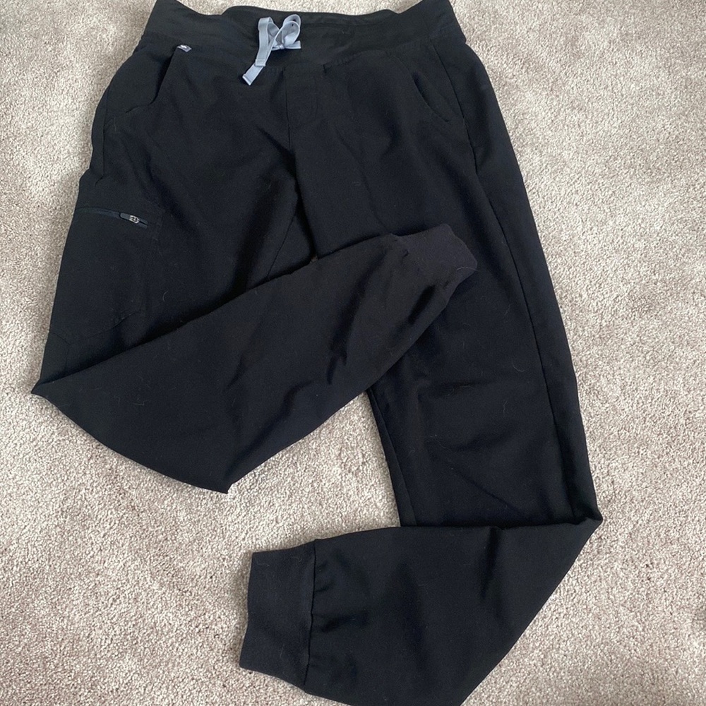 Figs black Zamora jogger scrubs. Medium tall. (2 of 2 for sale)